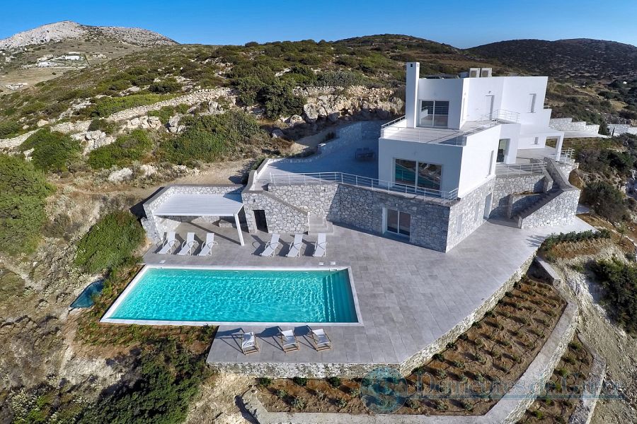 Villa moderne a vendre sur l'ile de Syros, Grece