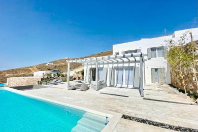 Villa for sale in Syros, Greece.