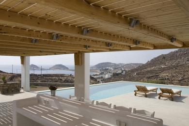 Luxury villa for rent in Mykonos, Greece - 8 guests